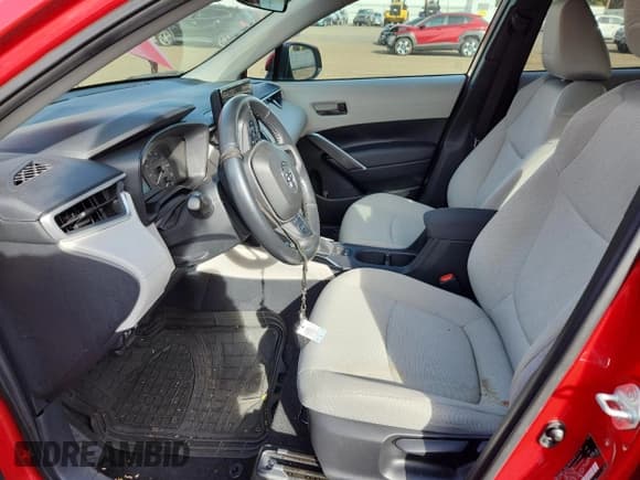 ✅ 2023 Toyota Corolla Cross LE • VIN: 7MUCAABG5PV071203 • Lot: 86310535. Listed on Copart with 60,765 mi. Free auction sales archive from the USA and detailed vehicle history report at DreamBid. Image 7.