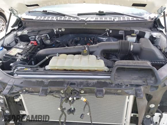 ✅ 2022 Ford Expedition XLT • VIN: 1FMJU1HT0NEA10739 • Лот: 42452772. Опубликован ранее на IAAI с пробегом 31 493 миль. Бесплатный доступ к архиву аукционных продаж из США и подробный отчёт об истории автомобиля на DreamBid. Изображение 10.