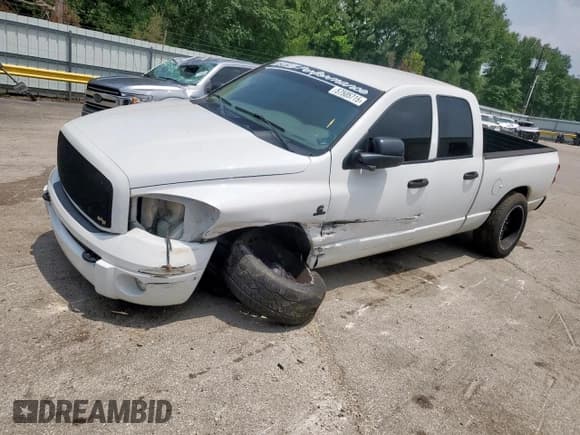 ✅ 2008 Dodge 2500 ST • VIN: 3D7KR28A48G105712 • Лот: 57505715. Опубликован ранее на Copart с пробегом 184 337 миль. Бесплатный доступ к архиву аукционных продаж из США и подробный отчёт об истории автомобиля на DreamBid. Изображение 1.