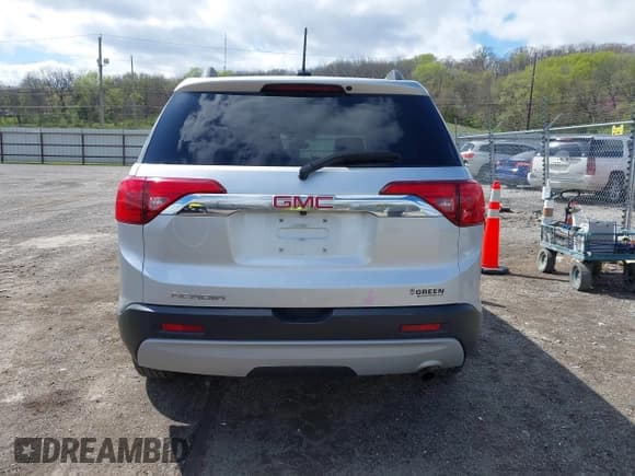✅ 2018 GMC Acadia SLE • VIN: 1GKKNLLA7JZ187450 • Lot: 42086072. Wystawiony na IAAI z przebiegiem 97 025 mil. Bezpłatny archiwum sprzedaży aukcyjnych z USA i szczegółowy raport historii pojazdu na DreamBid. Zdjęcie 16.