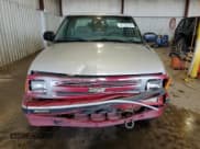 ✅ 1995 Chevrolet S-10 LS • VIN: 1GCDT19W6SK117689 • Лот: 57763125. Опубликован ранее на Copart с пробегом 162 944 миль. Бесплатный доступ к архиву аукционных продаж из США и подробный отчёт об истории автомобиля на DreamBid. Изображение 5.