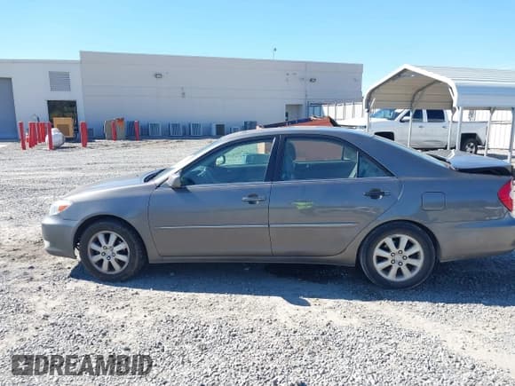 ✅ 2004 Toyota Camry LE • VIN: 4T1BE32K34U917955 • Лот: 43514589. Опубликован ранее на IAAI с пробегом 282 953 миль. Бесплатный доступ к архиву аукционных продаж из США и подробный отчёт об истории автомобиля на DreamBid. Изображение 14.