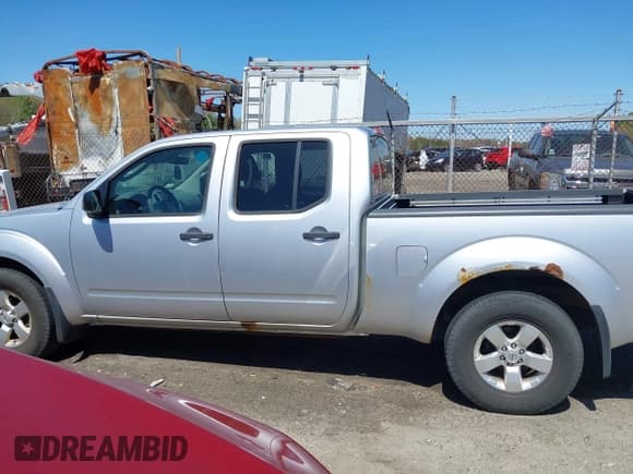 ✅ 2009 Nissan Frontier SE • VIN: 1N6AD09W19C426742 • Лот: 42132088. Опубликован ранее на IAAI с пробегом 269 624 миль. Бесплатный доступ к архиву аукционных продаж из США и подробный отчёт об истории автомобиля на DreamBid. Изображение 14.