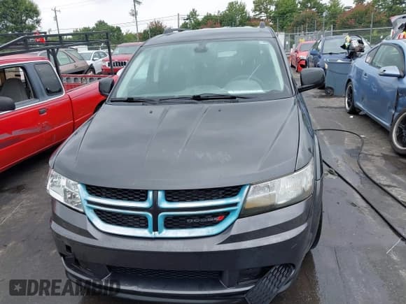 ✅ 2018 Dodge Journey SE • VIN: 3C4PDCAB7JT498724 • Lot: 42880518. Listed on IAAI with 118,411 mi. Free auction sales archive from the USA and detailed vehicle history report at DreamBid. Image 12.