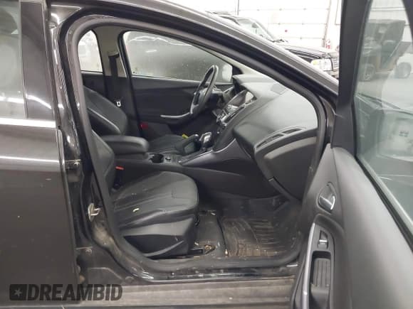 ✅ 2014 Ford Focus Titanium • VIN: 1FADP3J29EL315924 • Lot: 43728139. Listed on IAAI with 78,540 mi. Free auction sales archive from the USA and detailed vehicle history report at DreamBid. Image 5.