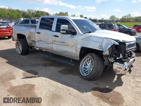 ✅ 2014 Chevrolet Silverado 1500 LT • VIN: 3GCUKREC7EG175657 • Лот: 42032984. Опубликован ранее на IAAI с пробегом 142 451 миль. Бесплатный доступ к архиву аукционных продаж из США и подробный отчёт об истории автомобиля на DreamBid. Изображение 1.