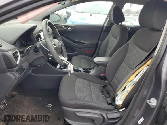 ✅ 2019 Hyundai Ioniq Blue • VIN: KMHC65LCXKU179654 • Lot: 44884735. Wystawiony na Copart z przebiegiem 114 331 mil. Bezpłatny archiwum sprzedaży aukcyjnych z USA i szczegółowy raport historii pojazdu na DreamBid. Zdjęcie 7.