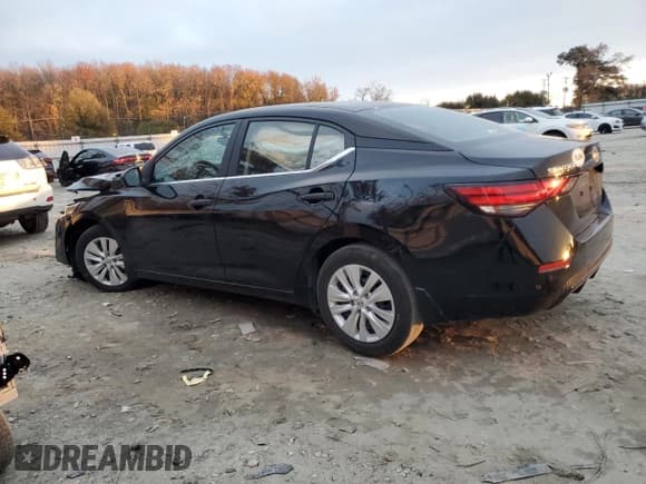 ✅ 2024 Nissan Sentra S • VIN: 3N1AB8BV1RY359014 • Lot: 93202815. Listed on Copart with 16,173 mi. Free auction sales archive from the USA and detailed vehicle history report at DreamBid. Image 2.