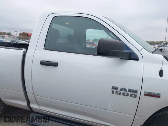 ✅ 2014 Ram 1500 Express • VIN: 3C6JR6AT6EG183744 • Лот: 40942120. Опубликован ранее на IAAI с пробегом 105 564 миль. Бесплатный доступ к архиву аукционных продаж из США и подробный отчёт об истории автомобиля на DreamBid. Изображение 13.