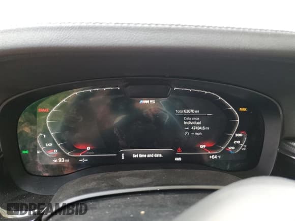 ✅ 2021 BMW M5 • VIN: WBS83CH05MCH25612 • Lot: 80225445. Listed on Copart with 63,070 mi. Free auction sales archive from the USA and detailed vehicle history report at DreamBid. Image 9.