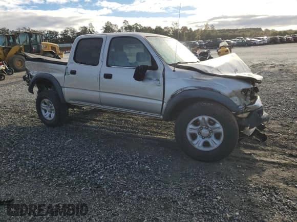 ✅ 2002 Toyota Tacoma PreRunner • VIN: 5TEGM92N92Z122438 • Lot: 85001155. Listed on Copart with 323,258 mi. Free auction sales archive from the USA and detailed vehicle history report at DreamBid. Image 4.