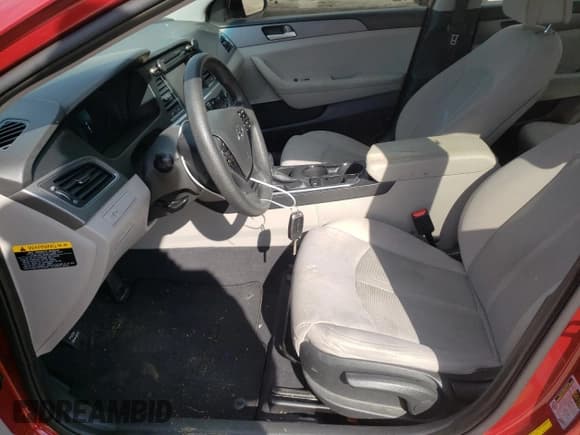 ✅ 2016 Hyundai Sonata SE • VIN: 5NPE24AFXGH308431 • Lot: 41448643. Listed on Copart with 145,839 mi. Free auction sales archive from the USA and detailed vehicle history report at DreamBid. Image 7.