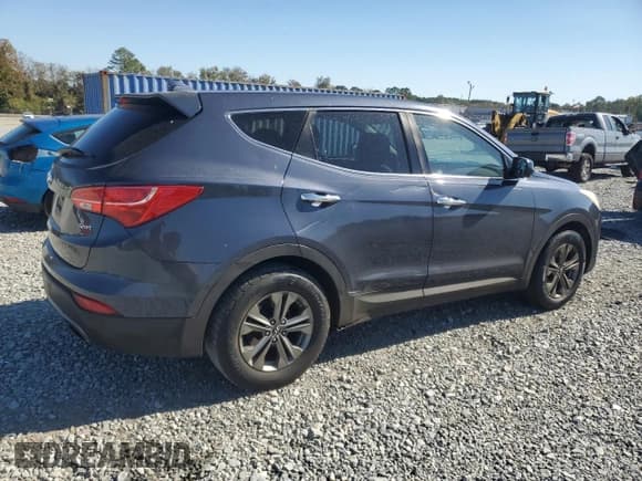 ✅ 2013 Hyundai Santa Fe Sport • VIN: 5XYZT3LB0DG086455 • Лот: 92311255. Опубликован ранее на Copart с пробегом 231 113 миль. Бесплатный доступ к архиву аукционных продаж из США и подробный отчёт об истории автомобиля на DreamBid. Изображение 3.