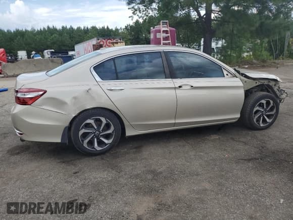 ✅ 2017 Honda Accord EX • VIN: 1HGCR2F04HA119831 • Lot: 68216915. Listed on Copart with 139,135 mi. Free auction sales archive from the USA and detailed vehicle history report at DreamBid. Image 3.