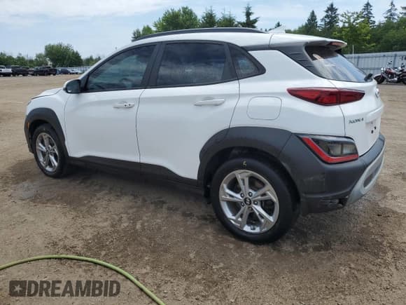 ✅ 2022 Hyundai Kona Preferred • VIN: KM8K6CAB1NU809821 • Лот: 61829394. Опубликован ранее на Copart с пробегом 104 425 миль. Бесплатный доступ к архиву аукционных продаж из США и подробный отчёт об истории автомобиля на DreamBid. Изображение 2.