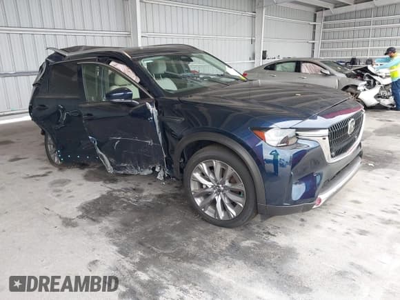 ✅ 2024 Mazda CX-90 Premium Plus • VIN: JM3KKEHD8R1186750 • Lot: 41795353. Wystawiony na IAAI z przebiegiem 5 144 mil. Bezpłatny archiwum sprzedaży aukcyjnych z USA i szczegółowy raport historii pojazdu na DreamBid. Zdjęcie 1.