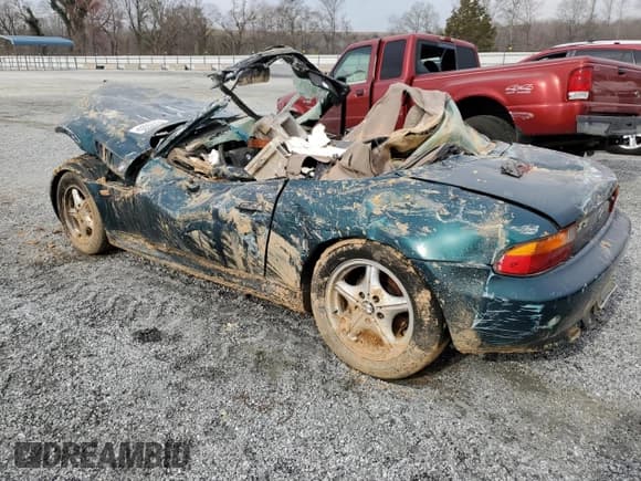 ✅ 1997 BMW 3 Series Z3 1.9 • VIN: 4USCH7329VLE02307 • Лот: 45720335. Опубликован ранее на Copart с пробегом Не указан. Бесплатный доступ к архиву аукционных продаж из США и подробный отчёт об истории автомобиля на DreamBid. Изображение 2.