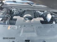 ✅ 2017 Chevrolet Suburban LT • VIN: 1GNSKHKCXHR134666 • Lot: 41205556. Wystawiony na IAAI z przebiegiem 160 064 mil. Bezpłatny archiwum sprzedaży aukcyjnych z USA i szczegółowy raport historii pojazdu na DreamBid. Zdjęcie 10.