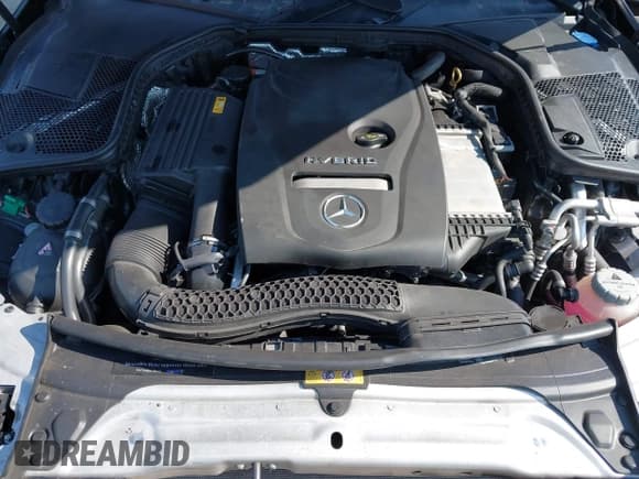 ✅ 2018 Mercedes-Benz C 350e • VIN: 55SWF4HB8JU270326 • Lot: 42899561. Listed on IAAI with 81,258 mi. Free auction sales archive from the USA and detailed vehicle history report at DreamBid. Image 10.