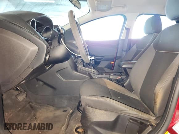 ✅ 2013 Ford Focus SE • VIN: 1FADP3F23DL285780 • Lot: 87449435. Wystawiony na Copart z przebiegiem 162 341 mil. Bezpłatny archiwum sprzedaży aukcyjnych z USA i szczegółowy raport historii pojazdu na DreamBid. Zdjęcie 7.