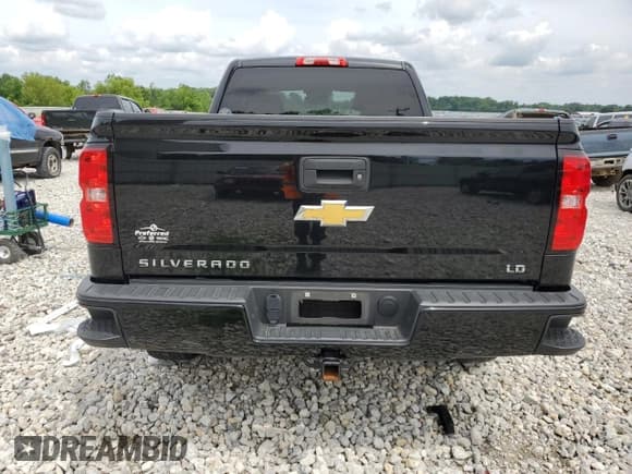 ✅ 2019 Chevrolet Silverado 1500 Custom • VIN: 2GCVKMEC6K1151636 • Lot: 62120874. Wystawiony na Copart z przebiegiem 51 561 mil. Bezpłatny archiwum sprzedaży aukcyjnych z USA i szczegółowy raport historii pojazdu na DreamBid. Zdjęcie 6.