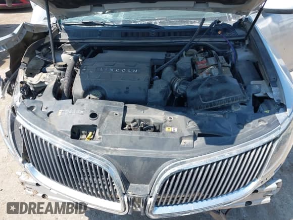 ✅ 2015 Lincoln MKS • VIN: 1LNHL9DK8FG608211 • Lot: 43154019. Listed on IAAI with 152,341 mi. Free auction sales archive from the USA and detailed vehicle history report at DreamBid. Image 10.