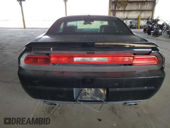 ✅ 2013 Dodge Challenger SXT • VIN: 2C3CDYAG2DH620026 • Lot: 42370555. Wystawiony na Copart z przebiegiem 117 987 mil. Bezpłatny archiwum sprzedaży aukcyjnych z USA i szczegółowy raport historii pojazdu na DreamBid. Zdjęcie 6.