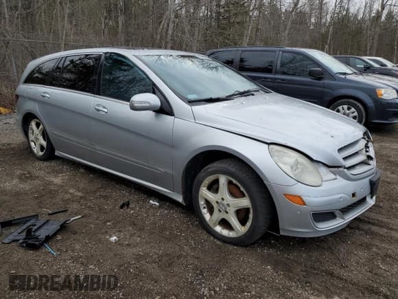 ✅ 2007 Mercedes-Benz R 3.0L • VIN: 4JGCB22EX7A048732 • Lot: 51590335. Wystawiony na Copart z przebiegiem Nie podano. Bezpłatny archiwum sprzedaży aukcyjnych z USA i szczegółowy raport historii pojazdu na DreamBid. Zdjęcie 4.