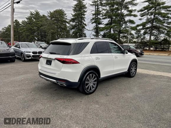 ✅ 2024 Mercedes-Benz GLE 350 • VIN: 4JGFB4FB8RA998633 • Lot: 94804775. Listed on Copart with 84,067 mi. Free auction sales archive from the USA and detailed vehicle history report at DreamBid. Image 4.