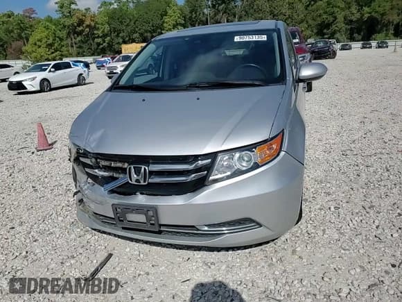 ✅ 2014 Honda Odyssey EX-L • VIN: 5FNRL5H64EB012097 • Lot: 90753135. Listed on Copart with 159,252 mi. Free auction sales archive from the USA and detailed vehicle history report at DreamBid. Image 14.