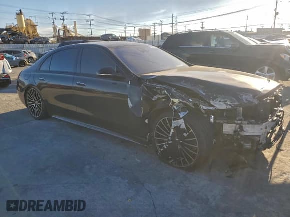 ✅ 2021 Mercedes-Benz S 580 • VIN: W1K6G7GB7MA055914 • Lot: 94705795. Wystawiony na Copart z przebiegiem Nie podano. Bezpłatny archiwum sprzedaży aukcyjnych z USA i szczegółowy raport historii pojazdu na DreamBid. Zdjęcie 4.