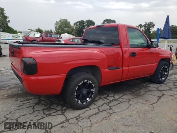 ✅ 2002 GMC Sierra 1500 • VIN: 1GTEC14V62Z338316 • Lot: 71160545. Listed on Copart with 194,271 mi. Free auction sales archive from the USA and detailed vehicle history report at DreamBid. Image 3.