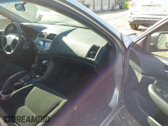 ✅ 2007 Honda Accord LX SE • VIN: 1HGCM563X7A202494 • Lot: 43435789. Listed on IAAI with 139,369 mi. Free auction sales archive from the USA and detailed vehicle history report at DreamBid. Image 5.