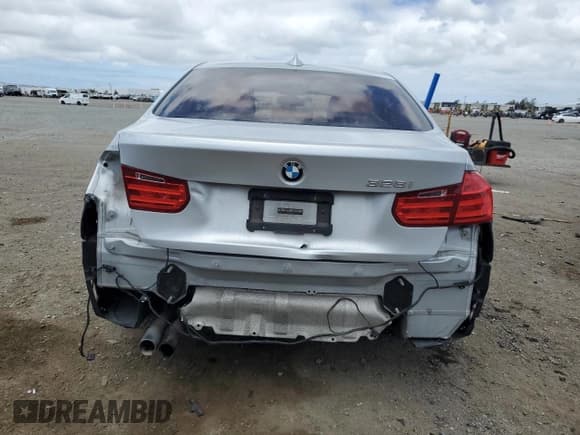✅ 2015 BMW 3 Series 328i • VIN: WBA3A5G52FNS89254 • Lot: 56765135. Listed on Copart with 102,568 mi. Free auction sales archive from the USA and detailed vehicle history report at DreamBid. Image 6.