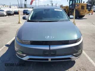 2023 Hyundai Ioniq 5 SEL z VIN KM8KNDAF1PU205832, wystawiony jako Copart lot #47407284 z przebiegiem 7 733 mil mil oraz . Historia ofert i sprzedaży dostępna na DreamBid. Obrazek 5.