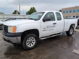 ✅ 2010 GMC Sierra 1500 • VIN: 1GTSKTE38AZ172166 • Лот: 65938265. Опубликован ранее на Copart с пробегом 170 614 миль. Бесплатный доступ к архиву аукционных продаж из США и подробный отчёт об истории автомобиля на DreamBid. Изображение 1.
