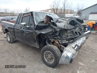 ✅ 1990 Ford F-150 • VIN: 1FTEX15NXLKB49682 • Lot: 41898579. Wystawiony na IAAI z przebiegiem 32 935 mil. Bezpłatny archiwum sprzedaży aukcyjnych z USA i szczegółowy raport historii pojazdu na DreamBid. Zdjęcie 1.