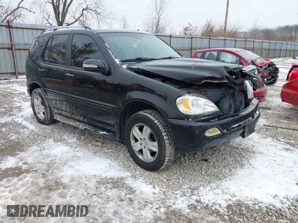 ✅ 2005 Mercedes-Benz M 350 • VIN: 4JGAB57E85A530954 • Лот: 43872467. Опубликован ранее на IAAI с пробегом 132 565 миль. Бесплатный доступ к архиву аукционных продаж из США и подробный отчёт об истории автомобиля на DreamBid. Изображение 1.