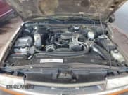 ✅ 2002 Chevrolet S-10 • VIN: 1GCCS19W728238050 • Лот: 59987995. Опубликован ранее на Copart с пробегом 164 658 миль. Бесплатный доступ к архиву аукционных продаж из США и подробный отчёт об истории автомобиля на DreamBid. Изображение 11.