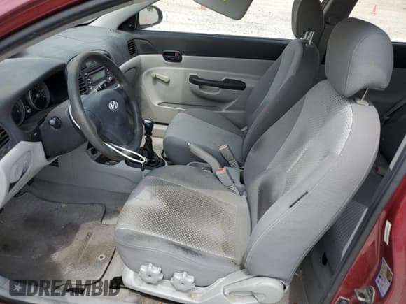 ✅ 2007 Hyundai Accent GS • VIN: KMHCM36C17U030742 • Лот: 50545864. Опубликован ранее на Copart с пробегом 188 888 миль. Бесплатный доступ к архиву аукционных продаж из США и подробный отчёт об истории автомобиля на DreamBid. Изображение 7.
