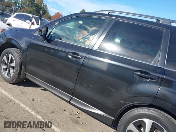 ✅ 2017 Subaru Forester Limited • VIN: JF2SJARC7HH429837 • Lot: 43525271. Wystawiony na IAAI z przebiegiem 88 598 mil. Bezpłatny archiwum sprzedaży aukcyjnych z USA i szczegółowy raport historii pojazdu na DreamBid. Zdjęcie 15.