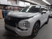 ✅ 2022 Mitsubishi Outlander SEL • VIN: JA4J4VA81NZ091481 • Lot: 42543351. Wystawiony na IAAI z przebiegiem 42 976 mil. Bezpłatny archiwum sprzedaży aukcyjnych z USA i szczegółowy raport historii pojazdu na DreamBid. Zdjęcie 2.