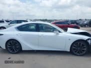 ✅ 2023 Lexus IS 350 F Sport • VIN: JTHGZ1B26P5071871 • Лот: 42103497. Опубликован ранее на IAAI с пробегом 16 456 миль. Бесплатный доступ к архиву аукционных продаж из США и подробный отчёт об истории автомобиля на DreamBid. Изображение 14.