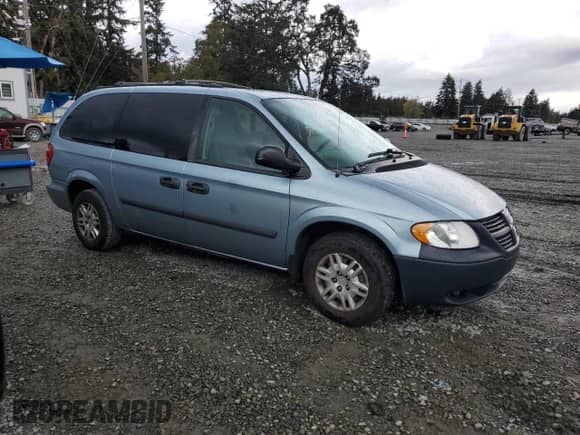 2005 Dodge Caravan SE с VIN 1D4GP24R45B366492, выставлен на аукционе Copart как лот 76658004 с пробегом 110 731 миль миль и Списание • Salvage title. История ставок и продаж доступна на DreamBid. Изображение 4.