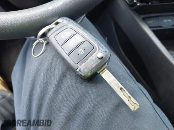 ✅ 2022 Hyundai Tucson SE • VIN: 5NMJACAE1NH019452 • Lot: 42780284. Wystawiony na IAAI z przebiegiem 91 474 mil. Bezpłatny archiwum sprzedaży aukcyjnych z USA i szczegółowy raport historii pojazdu na DreamBid. Zdjęcie 11.