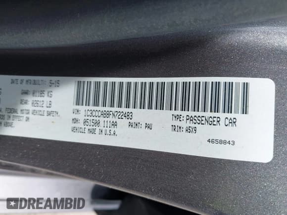 ✅ 2015 Chrysler 200 Limited • VIN: 1C3CCCAB8FN722483 • Lot: 43335077. Wystawiony na IAAI z przebiegiem 147 154 mil. Bezpłatny archiwum sprzedaży aukcyjnych z USA i szczegółowy raport historii pojazdu na DreamBid. Zdjęcie 9.