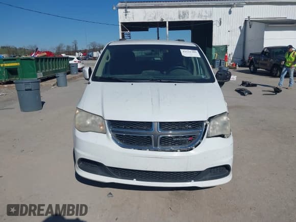 ✅ 2014 Dodge Grand Caravan SXT • VIN: 2C4RDGCG9ER253571 • Lot: 43531700. Wystawiony na IAAI z przebiegiem 355 313 mil. Bezpłatny archiwum sprzedaży aukcyjnych z USA i szczegółowy raport historii pojazdu na DreamBid. Zdjęcie 12.