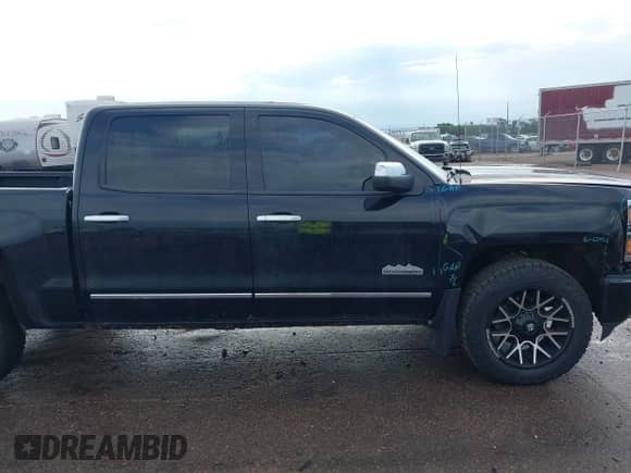 2014 Chevrolet Silverado 1500 High Country with VIN 3GCUKTEC2EG553252, listed as a IAAI auction lot 42898703 with 193,749 mi miles and . Bid and sale history available at DreamBid. Image 13.