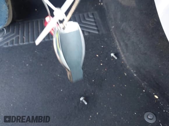 ✅ 2015 Mercedes-Benz GLA 250 • VIN: WDCTG4EB8FJ138621 • Лот: 43338940. Опубликован ранее на IAAI с пробегом 156 435 миль. Бесплатный доступ к архиву аукционных продаж из США и подробный отчёт об истории автомобиля на DreamBid. Изображение 11.