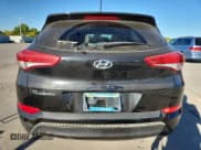 ✅ 2017 Hyundai Tucson SE • VIN: KM8J23A47HU262759 • Lot: 82236315. Wystawiony na Copart z przebiegiem 74 654 mil. Bezpłatny archiwum sprzedaży aukcyjnych z USA i szczegółowy raport historii pojazdu na DreamBid. Zdjęcie 6.